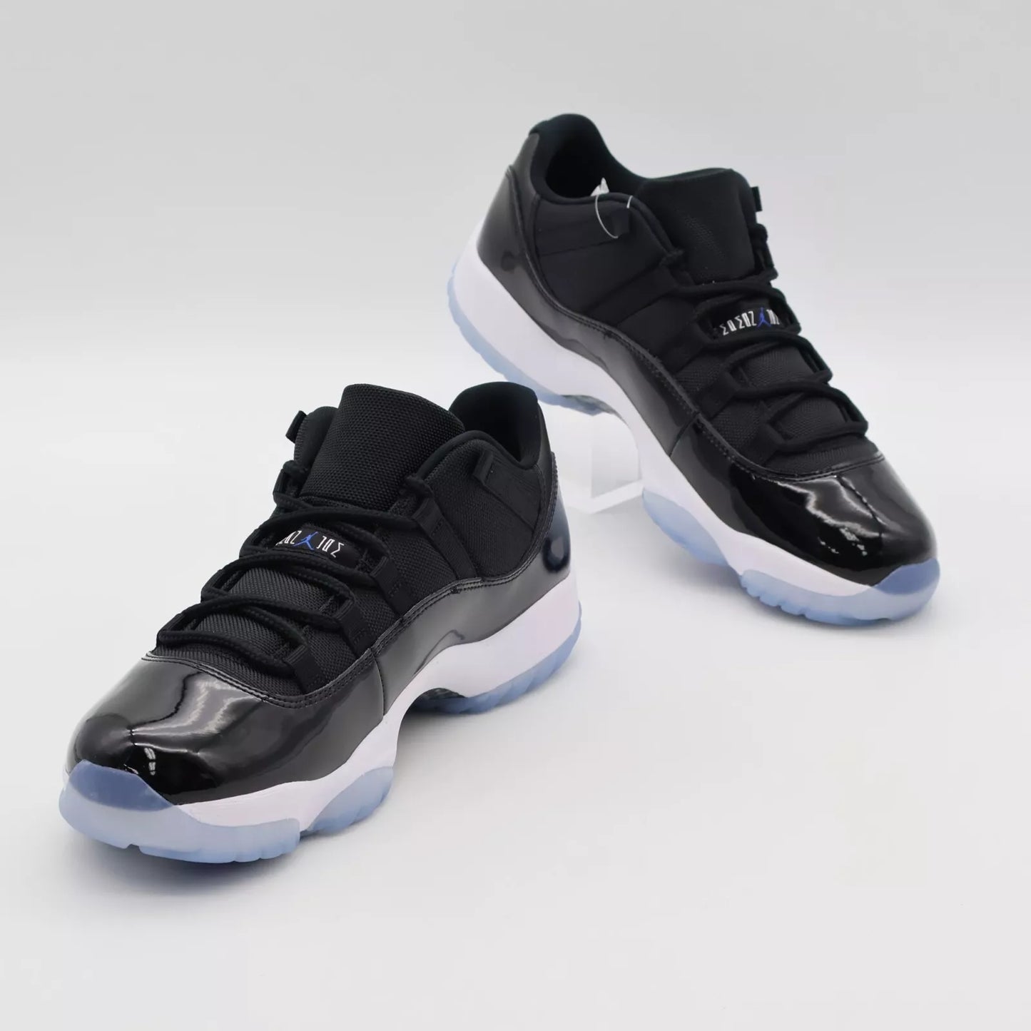   Jordan Men's 11 Low Space Jam  